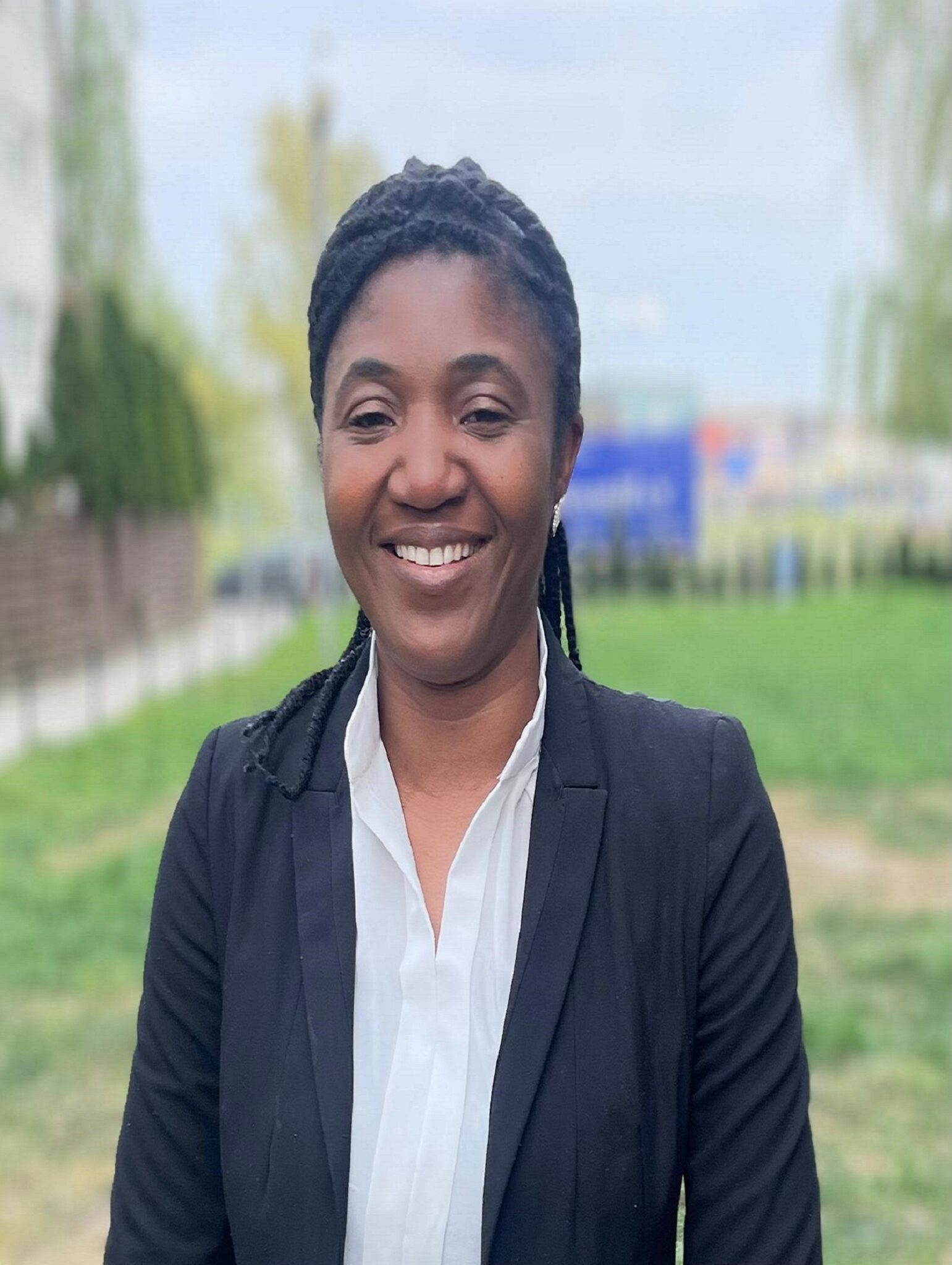 'Elsie Enow' - Board Member